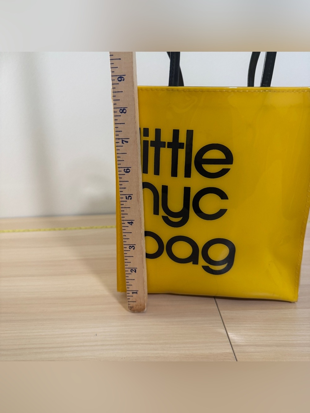 Bloomingdale’s Little NYC Bag Yellow Black Logo Glossy Tote Y2K Streetwear VTG - Picture 8 of 11